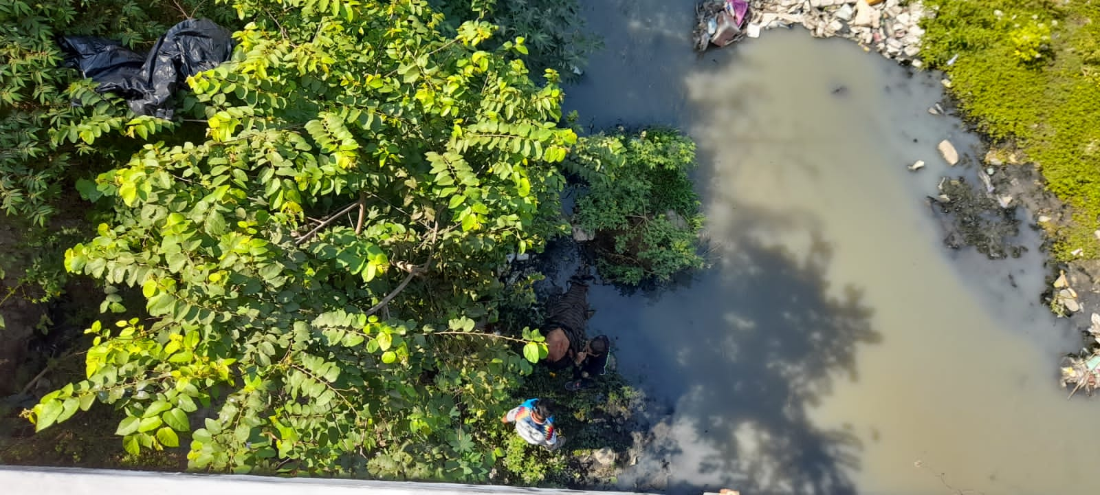 Sobre el río de La Sábana en Acapulco localizan a persona torturada y