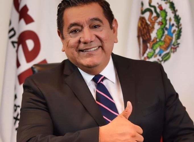 Deja el senado Félix Salgado.