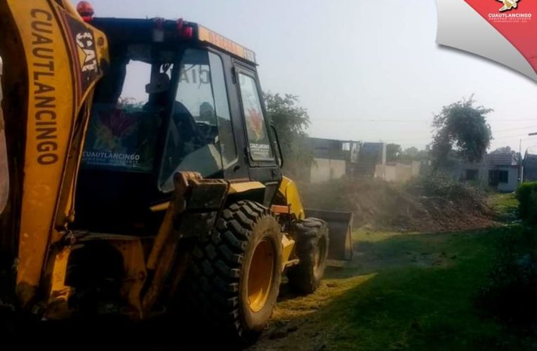 Construye el ayuntamiento de Cuautlancingo obra para evitar inundaciones.