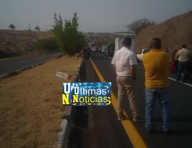 EJECUTAN A BALAZOS A UN HOMBRE EN LA AUTOPISTA DEL SOL🚨