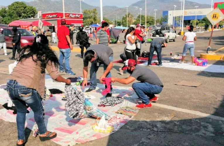 Impide Vía Pública instalación de tianguistas en la Zapata
