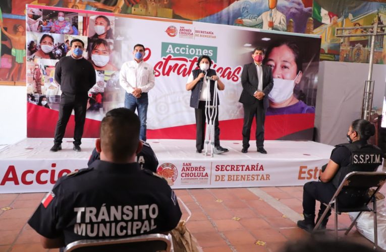 Reciben 205 elementos de seguridad pública de #SanAndrés; #Cholula, asistencia alimentaria: KPP.
