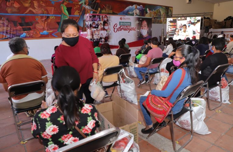 Se benefician 450 familias con el programa “valores a tu mesa”: Karina Pérez.