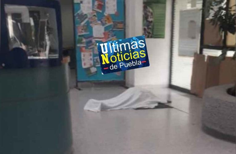Dejan morir a un hombre en la puerta del hospital del IMSS de Puebla.