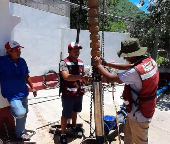 Rehabilita el presidente municipal de Tlapa, DionicioPichardo, sistema de agua potable.