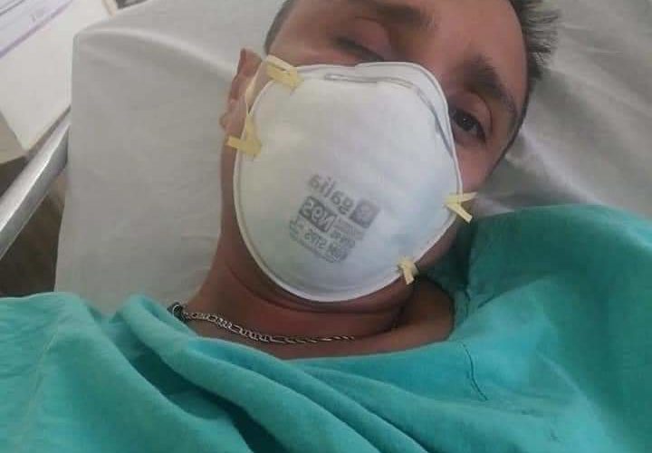 La historia del “médico héroe” que le negaron la atención, y el coronavirus acabó llevándoselo.