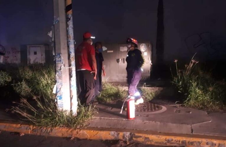 Cortocircuito de alta tensión deja sin luz iguala.