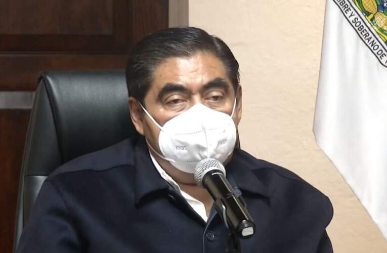 21 muertos y 377 nuevos contagios de Covit19 en Puebla: Barbosa Huerta.