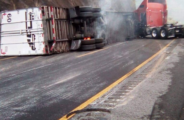 Aparatoso accidente sobre la autopista Puebla -Córdoba.