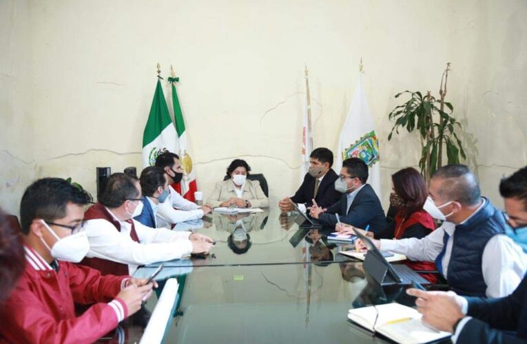 Se reúne la presidenta municipal de San Andrés Cholula, Karina Pérez Popoca, con el director de agua de Puebla.
