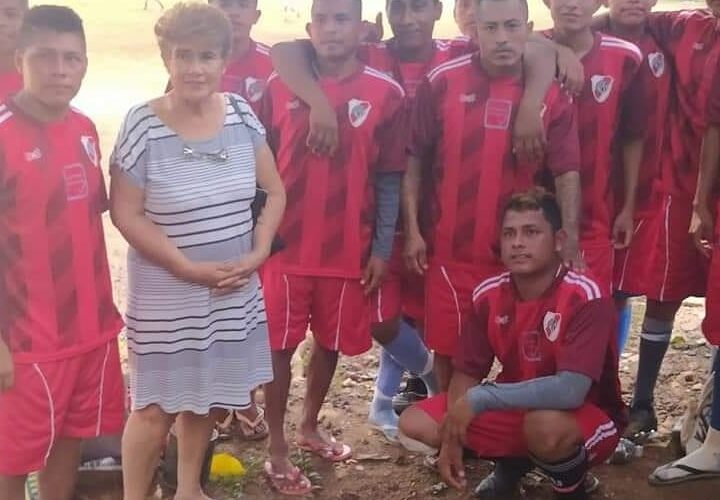 Apoya al deporte la gestora social incansable de Cuautepec; Cecilia Andraca.