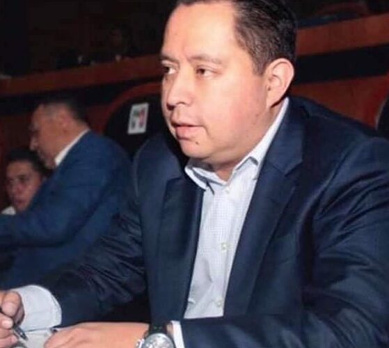 Incautan camioneta del gobierno de Guerrero llena de dinero, en el DF.