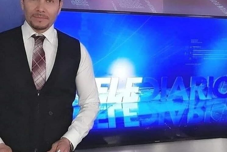 Asesinan a conductor de Telediario Juárez, Corral; afirma que se hará justicia.