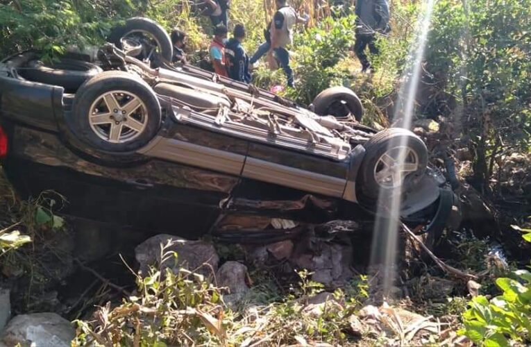 Un muerto durante una volcadura sangrienta en la carretera federal Chilpancingo Acapulco.