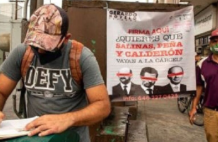 Presenta la morenista, Yeidckol Polevnsky; 194 firmas de personas muertas vs. juicio de expresidentes.