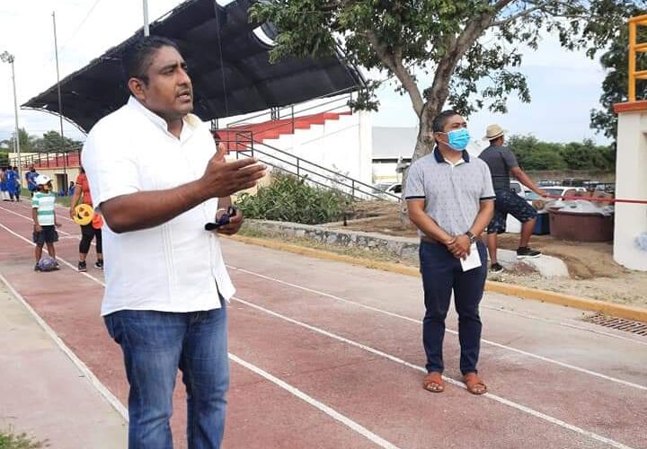 INAUGURA LA CONSTRUCCIÓN DE GRADAS DE LA UNIDAD DEPORTIVA EN CRUZ GRANDE: WSGT.