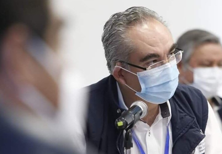 Se incrementó un 20% las intubaciones en Puebla: Antonio Martínez.
