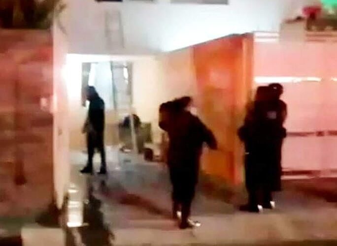 Muere un maestro al incendiarse su vivienda en Tehuacán.