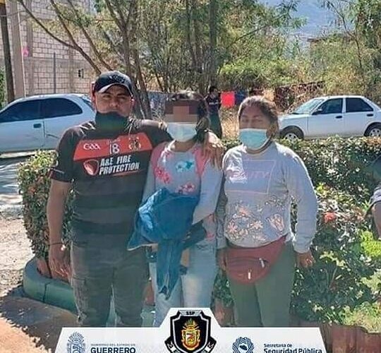Localiza la Policías Estatal a una menor reportada como extraviada en la cabecera municipal de Tlapa