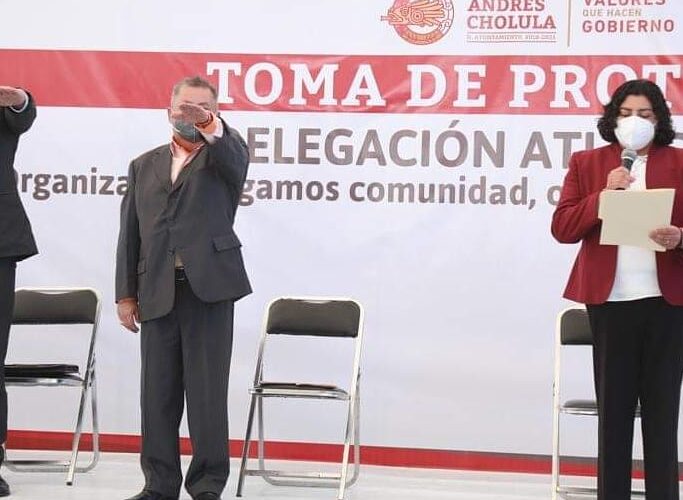 Rinde protesta el nuevo delegado y subdelegado de Atlixcayotl: Karina Pérez Popoca.