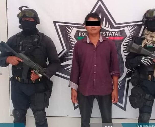 Captura la Policía Estatal a un tipo con una pistola en Cuajinicuilapa.