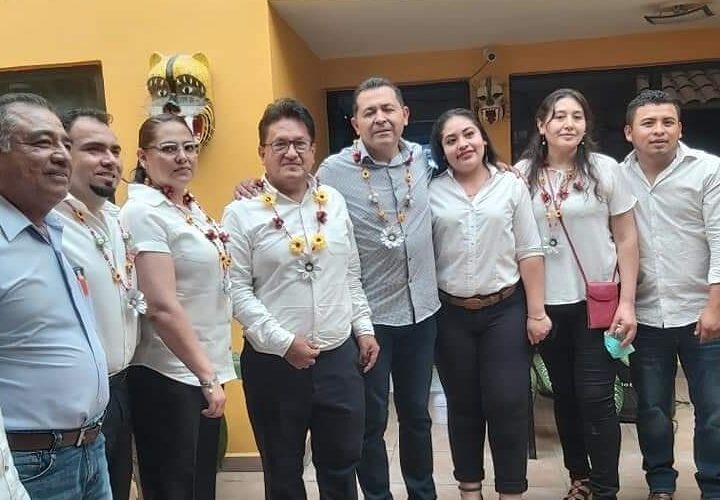 Cálido recibimiento al candidato a la gubernatura por el PT Pedro Segura en Cualac.