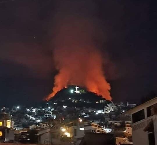 Taxco se incendia ante el valemadrismo del alcalde panista Marcos Efrén Parra Gómez; busca la reelección.