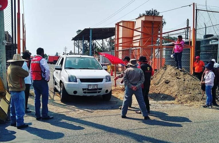 Liberan inconformes vehículos de trabajadores de Bonafont en Juan C. Bonilla