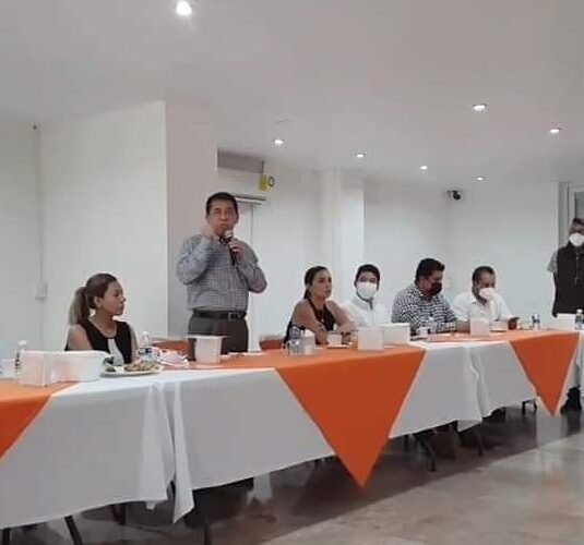 PIOQUINTO DAMIÁN HUATO DESLINDÓ TOTALMENTE A MARIO MORENO DEL ATENTADO HACE AÑOS.