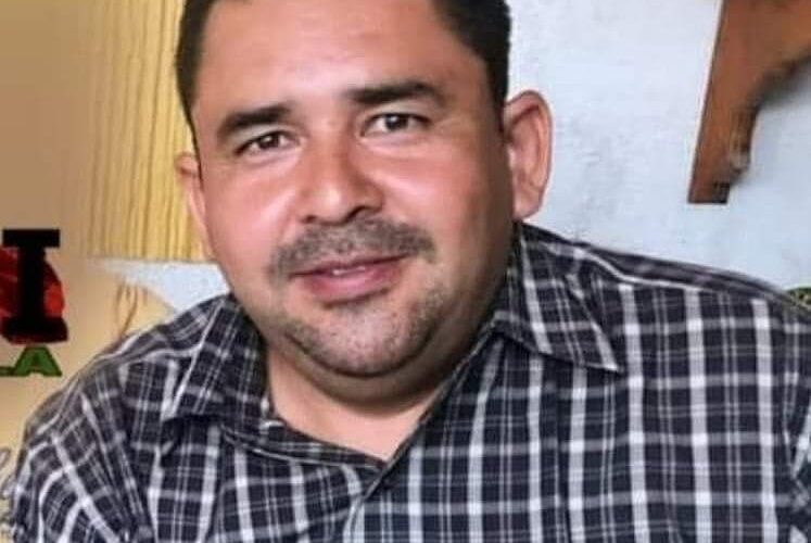 Asesinan a balazos a secretario particular del alcalde morenista de Iguala, Antonio Jaimes.