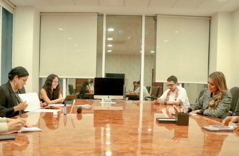 Busca Evelyn Salgado Pineda con titular de Secretaría de Cultura promover las artes y tradiciones de Guerrero