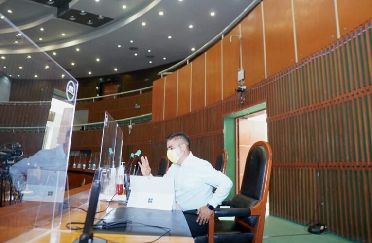 NO PUEDE HABER REGRESO A LAS AULAS CON IMPROVISACIONES Y UNA ESTRATEGIA MAL EJECUTADA: PRD.