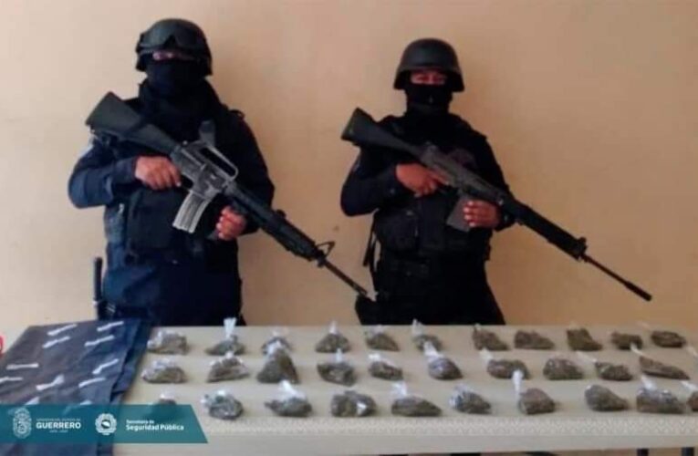 Encuentra la Policía Estatal presunta droga en el municipio de Acapulco.