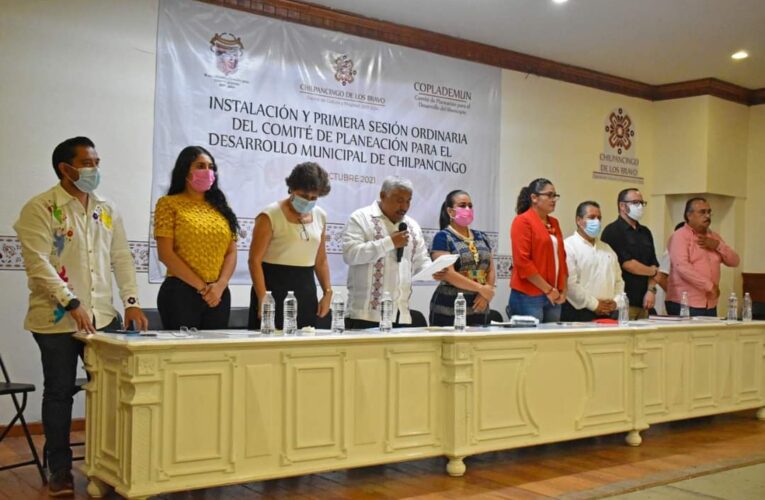 Norma Otilia Hernández toma protesta al Comité de Planeación Para el Desarrollo Municipal de Chilpancingo