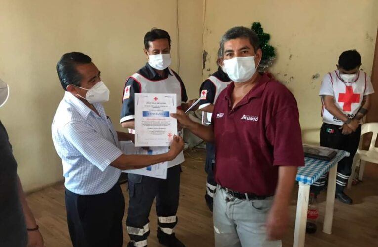 Capacita la Cruz Roja de Tlapa; a elementos de protección civil del Ayuntamiento de Huamuxtitlán: Aurelio Méndez Rosales.