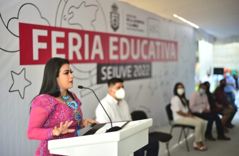 La educación es la mejor manera para mejorar al mundo: Hernández Martínez