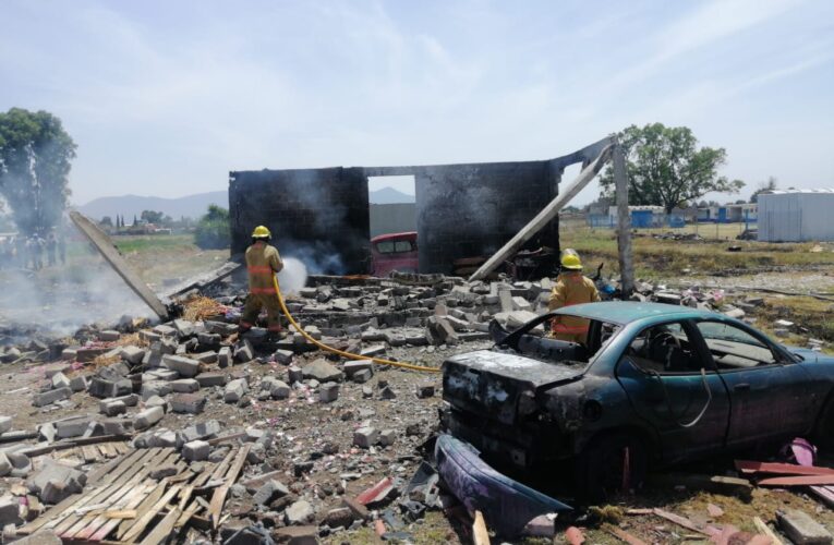 3 HERIDOS GRAVES DEJA EXPLOSIÓN DE POLVORÍN EN TULTEPEC.