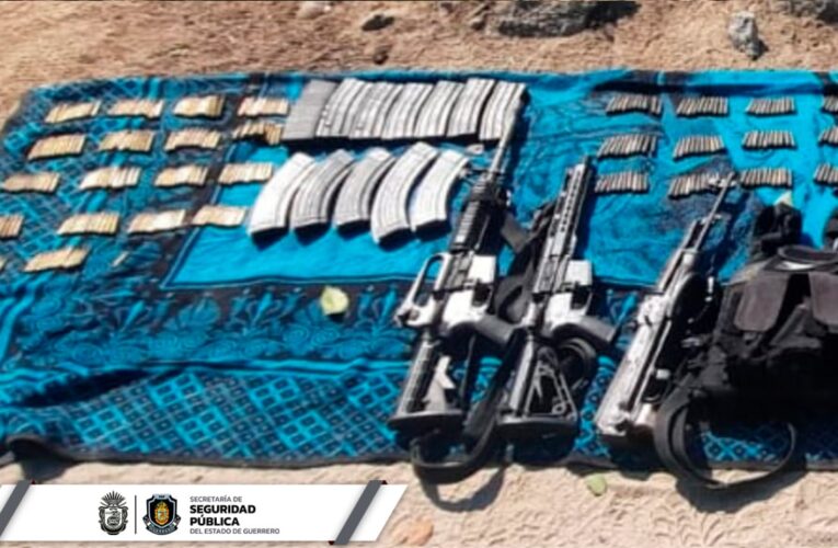 SE ENCUENTRAN EN BRECHA DE ACAPULCO, LA POLICÍA  Y SEDENA ARCENAL Y DROGAS.