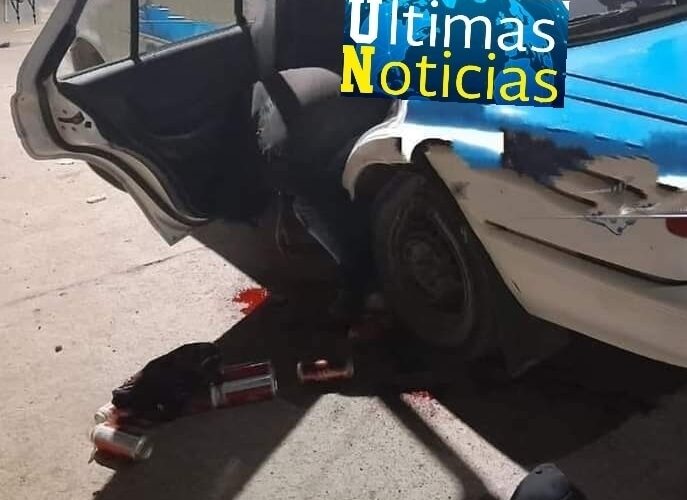 Asesinan a tiros a pasajero de un taxi en Tlapa.