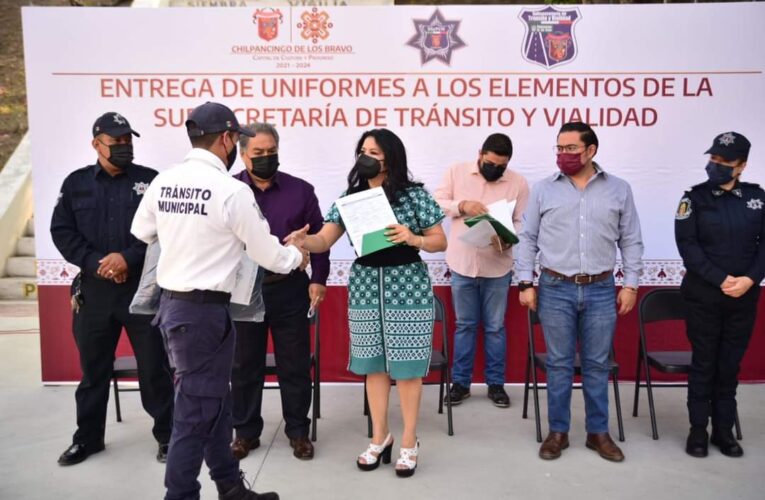 Reconocen en Seguridad Pública y Tránsito apoyos de la presidenta  de Chilpancingo,Norma Otilia Hernández.