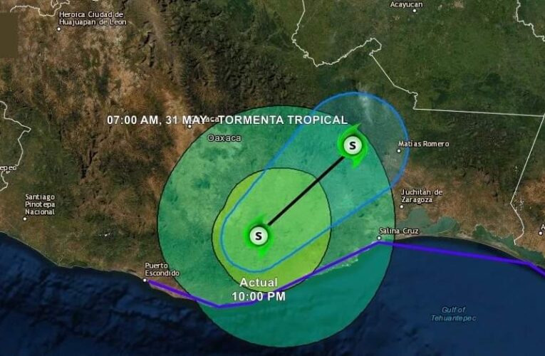AGATHA se debilita a Tormenta Tropical, se desplaza por  Oaxaca.