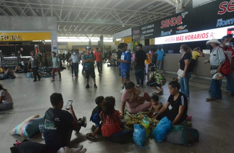 LA GENTE ESTÁ EMIGRANDO POR FALTA DE AGUA!