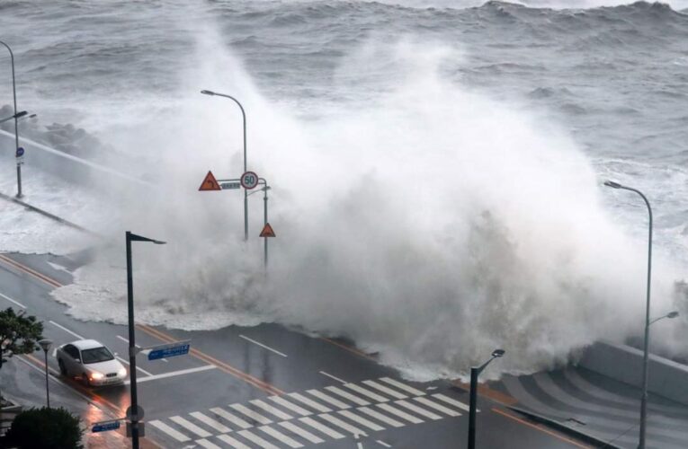 El tifón Hinnamnor, devastó la costa sureste de Corea.