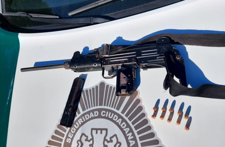 Asegura la Policía Estatal chalecos tácticos y un vehículo en el municipio de Florencio Villarreal, sin detenidos!!