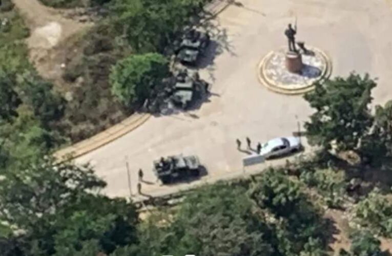 Dos muertos, un detenido y tres vehículos incendiados, en Cuezala