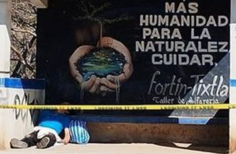 Localizan una persona fallecida sobre la carretera Tixtla- Chilpancingo.