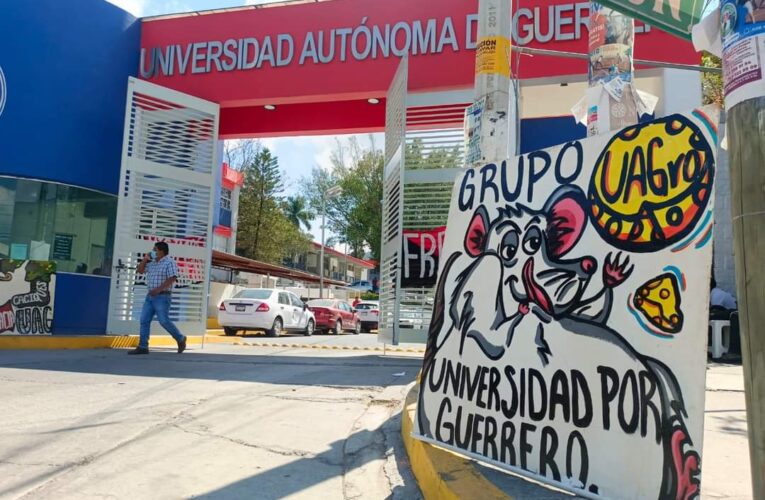 𝐋𝐚 UAGro Universidad Autónoma de Guerrero 𝐞𝐧𝐟𝐫𝐞𝐧𝐭𝐚 𝐮𝐧𝐚 𝐠𝐫𝐚𝐯𝐞 𝐜𝐫𝐢𝐬𝐢𝐬 𝐩𝐨𝐫 𝐟𝐚𝐥𝐭𝐚 𝐝𝐞 𝐝𝐞𝐦𝐨𝐜𝐫𝐚𝐜𝐢𝐚 𝐞𝐧 𝐬𝐮 𝐩𝐫𝐨𝐜𝐞𝐬𝐨 𝐢𝐧𝐭𝐞𝐫𝐧𝐨 𝐩𝐚𝐫𝐚 𝐞𝐥𝐞𝐠𝐢𝐫 𝐫𝐞𝐜𝐭𝐨𝐫.