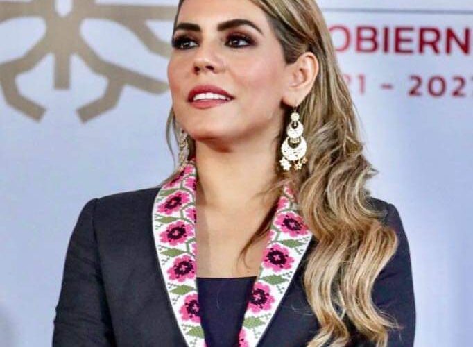 Enérgico llamado al diálogo con alcaldes de Tierra Caliente, la gobernadora Evelyn Salgado.