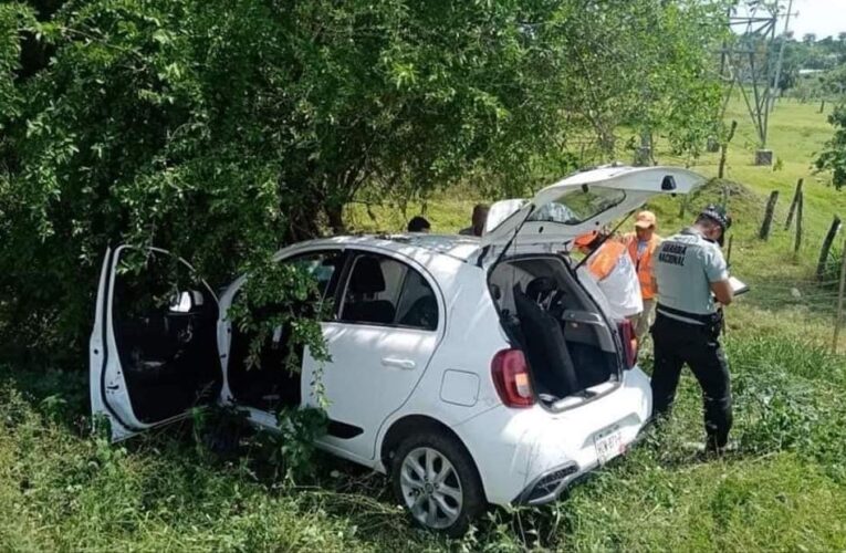 MUERE MUJER, EN ACCIDENTE EN CARRETERA ACAPULCO ZIHUATANEJO!