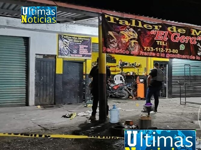 Sicarios atacan a tiros, a taller de motocicletas, deja 2 heridos.